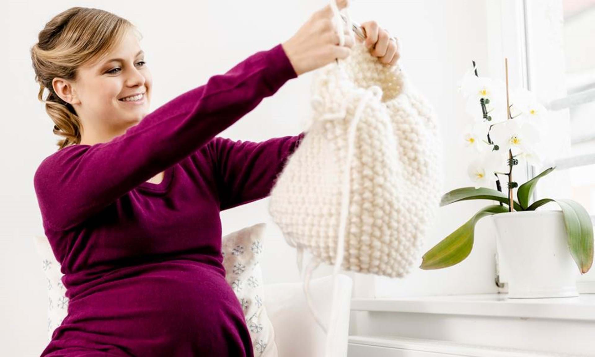 Lær at strikke: Få en sund hobby, der giver til baby - ALT.dk