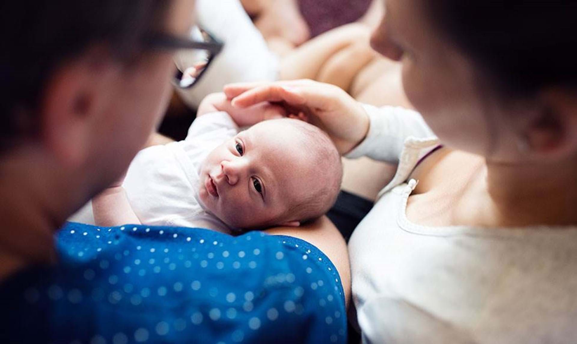 Nyfødt: Den første med baby - Børn ALT.dk