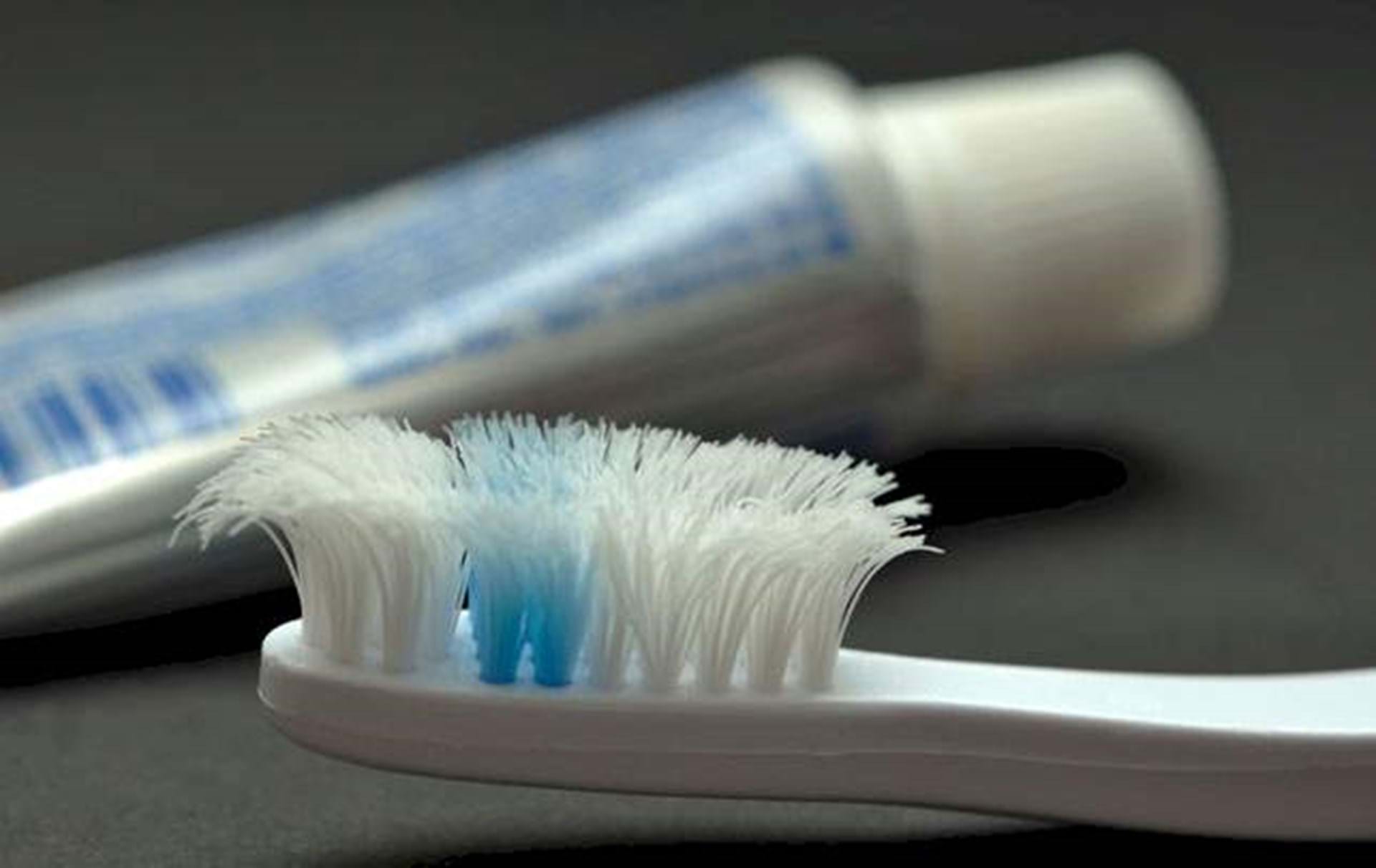 Hvor ofte skal man skifte tandbørste? ALT.dk