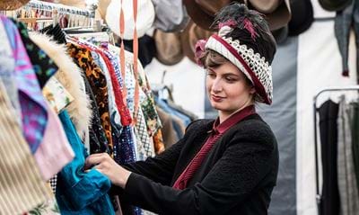 Nominering Godkendelse øre 23-årige Ida går kun i tøj fra 1880 til 1980: ”Jeg har outfits til alt” -  ALT.dk