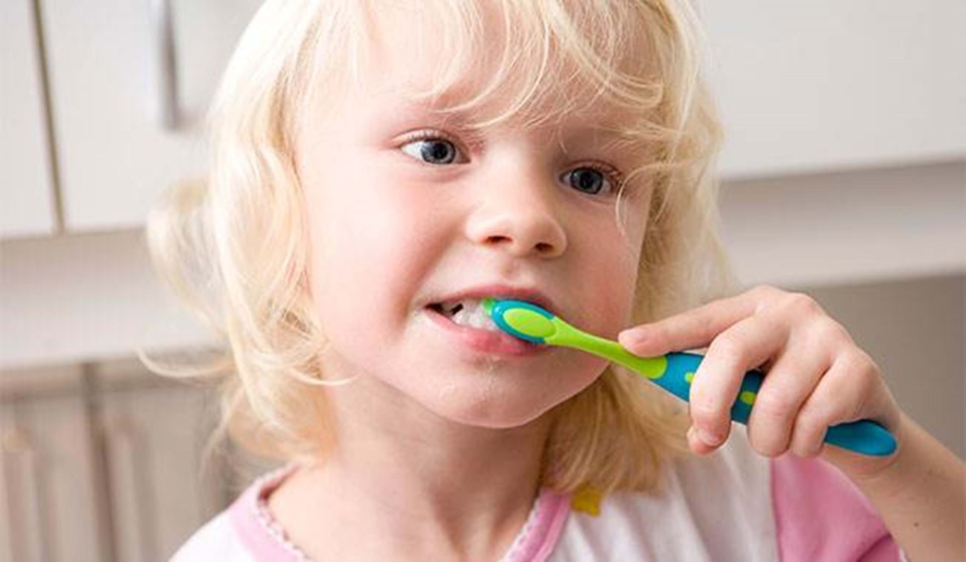 Guide: tandbørstning til en succes - Vores Børn - ALT.dk